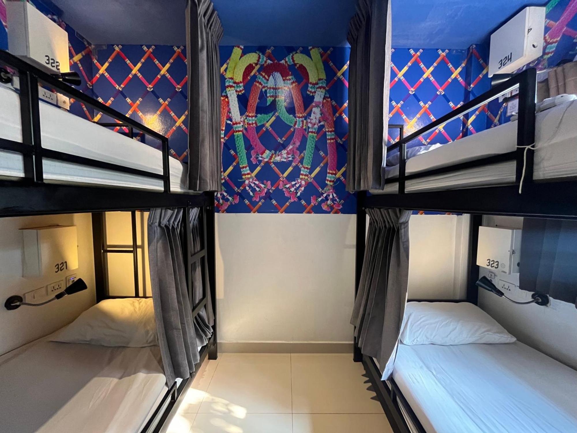 Everyday Bangkok Hostel Екстериор снимка
