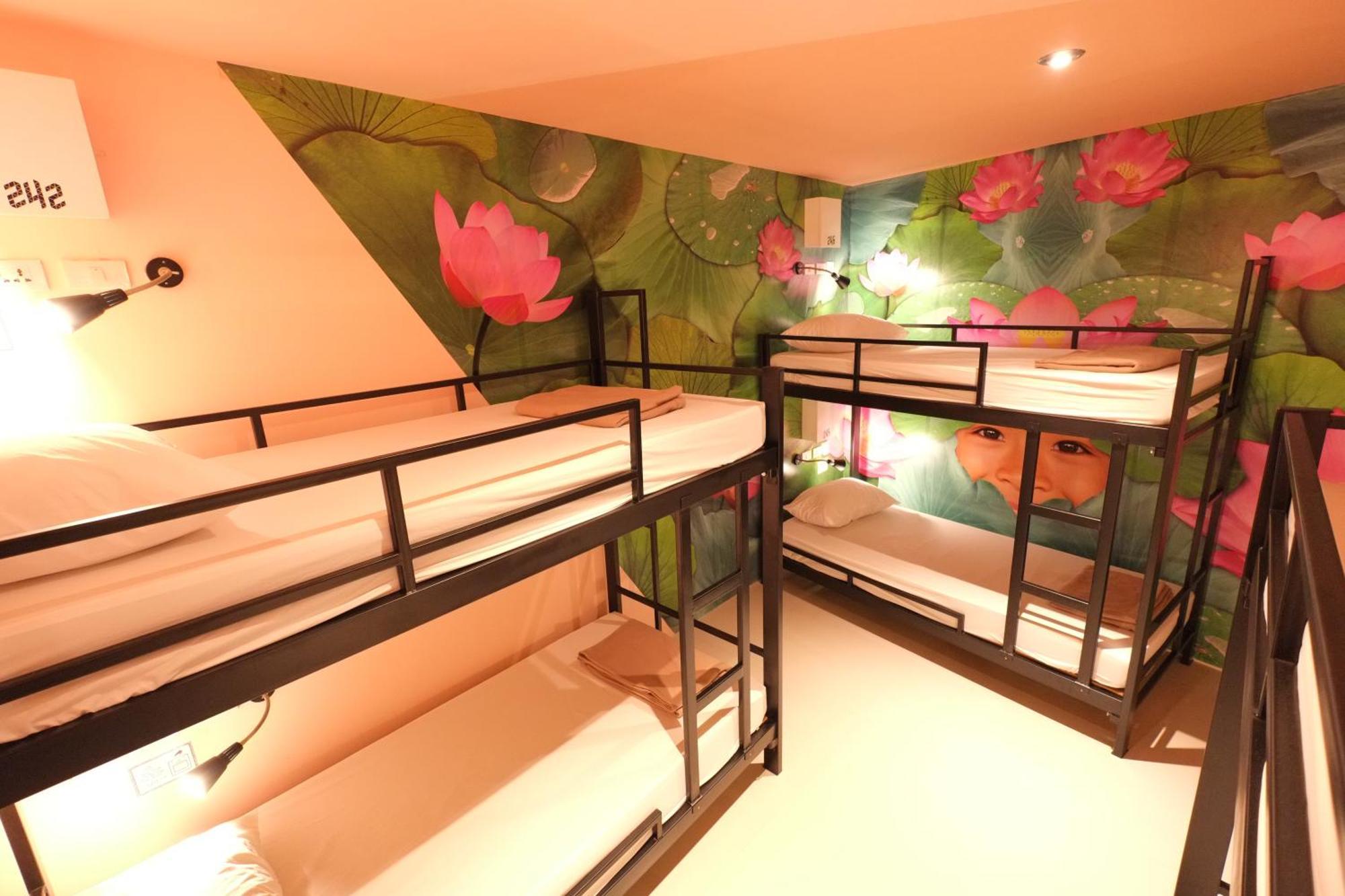 Everyday Bangkok Hostel Екстериор снимка