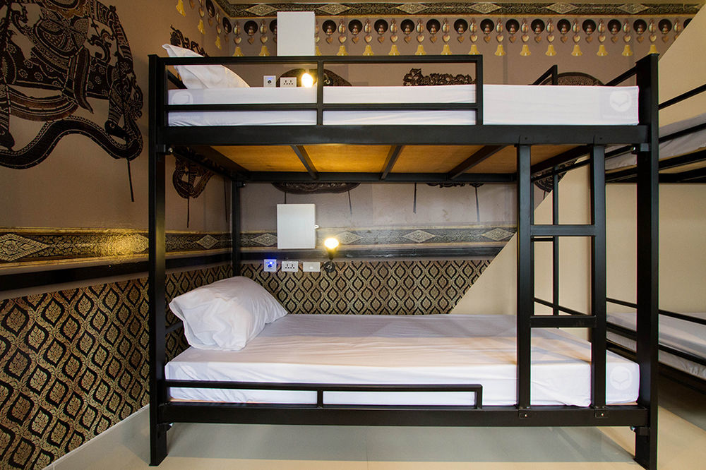 Everyday Bangkok Hostel Екстериор снимка