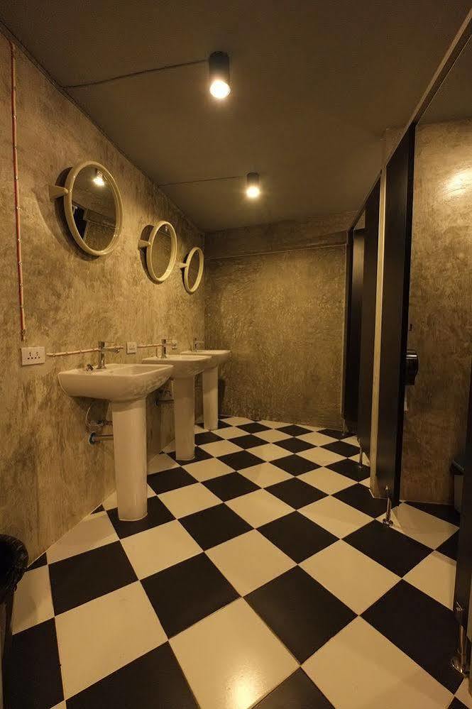 Everyday Bangkok Hostel Екстериор снимка